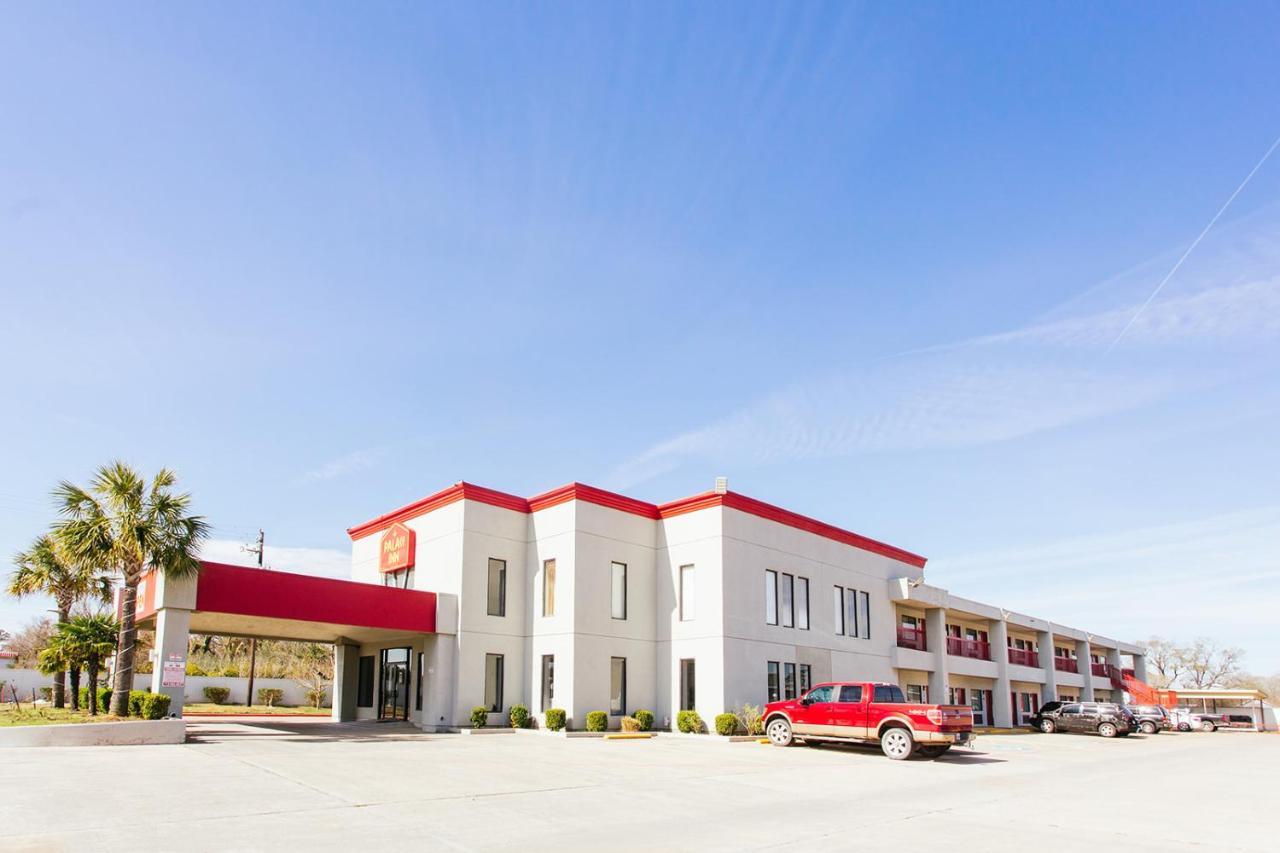 Econo Lodge Inn & Suites Channelview Extérieur photo